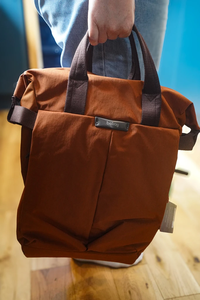 Bellroy Tokyo Totepack In Bronze [2026 Review] Complete Pros & Cons